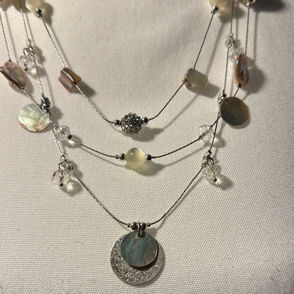 Silver and Cream Layered Necklace with Disc Charms - Picture 3 of 4